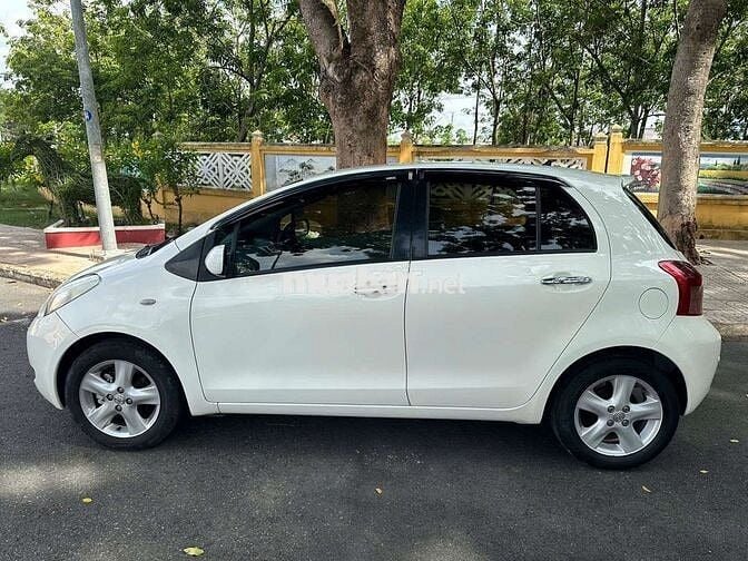 Toyota Yaris 2007 Tự động 1.3L Trắng