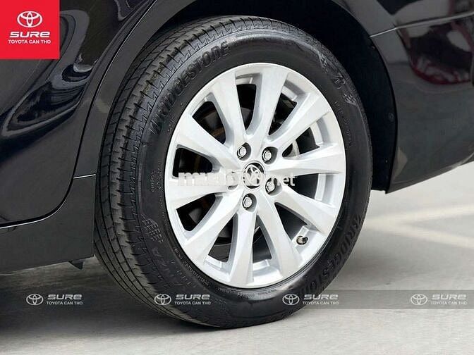 Toyota Camry 2.0G 2021 Đen CHÍNH HÃNG