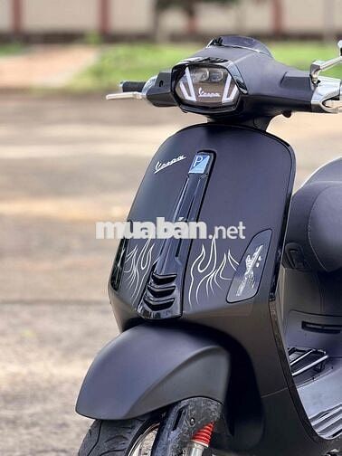 Piaggio Vespa Sprint Đen