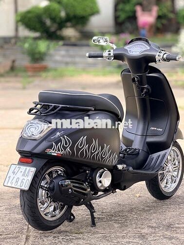Piaggio Vespa Sprint Đen