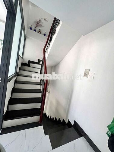 Cho thuê nhà nguyên căn HXH 3PN, 3WC Tân Sơn Nhì 9,5tr