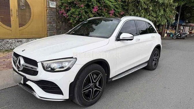 Mercedes GLC300 2020 Trắng 69000km