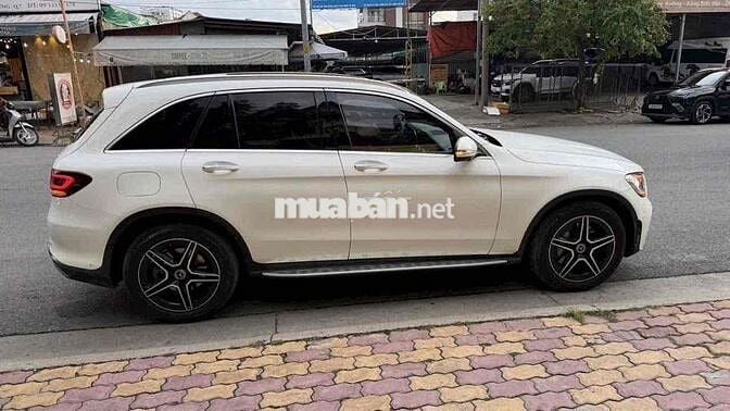 Mercedes GLC300 2020 Trắng 69000km