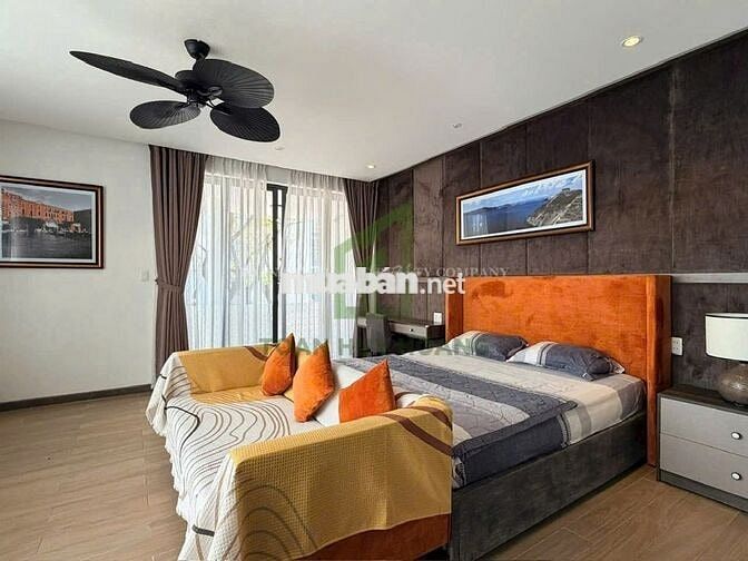  Cho thuê biệt thự 3 tầng  4 PN khép kín Khu Euro Village 1