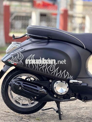 Piaggio Vespa Sprint Đen