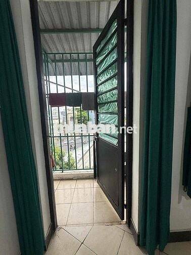 Cho thuê phòng trọ Dương Quảng Hàm ban công view đường ngay Cc K26