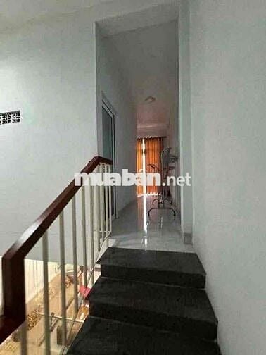 cho thuê nhà 2tầng Bàu Mạc 3pn 2wc full nội thất