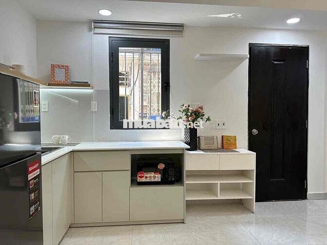 Studio mới - Gần Cộng Hoà/ Etown/K300/HVHK - Thang máy
