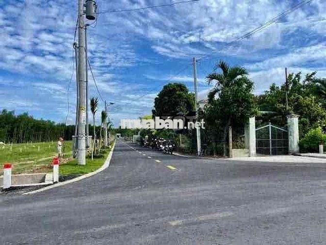 GOLD HOMES Quốc lộ 13, xã Minh Thạnh, huyện Dầu Tiếng, giá 3,899