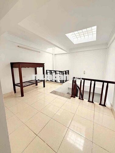 Gần phố Giáp Nhị 33m2 x5T giá 6.6 tỷ sổ CC 2 thoáng vị trí đẹp sổ CC c