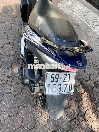 Yamaha luvias Fi trắng xanh