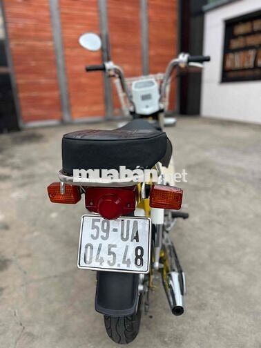 Honda Chaly 50cc Vàng Mới