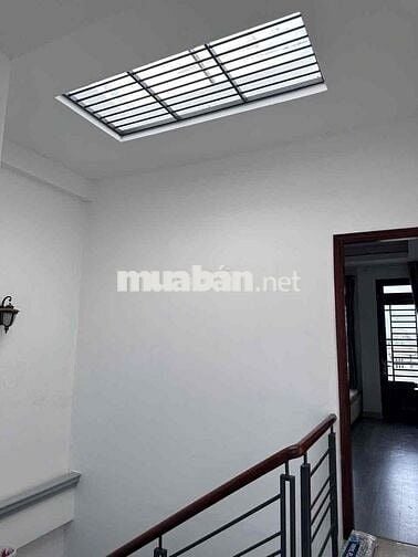 Nhà Có Nội Thất 4x14m 3Lầu ST (3PN 3WC) Hẻm 5m. AO ĐÔI - MÃ LÒ