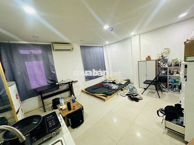 Sang Nhượng CHDV 10 Phòng + 1 Mặt bằng tại Phú Nhuận
