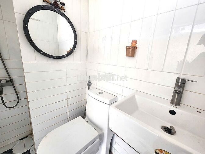 Sang Nhượng CHDV 10 Phòng + 1 Mặt bằng tại Phú Nhuận