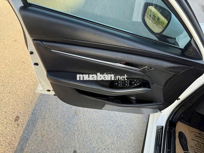 Mazda Mazda 3 1.5 Luxury Trắng
