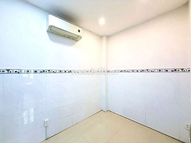 CĂN HỘ 1PN 40M2 CỬA SỔ TRỜI, TÒA NHÀ THANG MÁY GẦN CẦU THANH ĐA