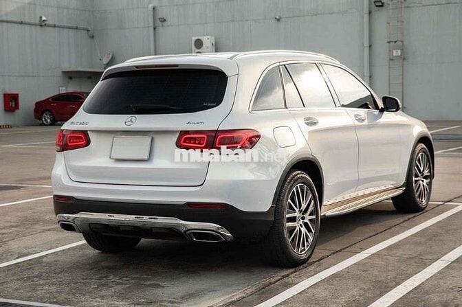 Mercedes-Benz GLC 200 4MATIC V1 2022