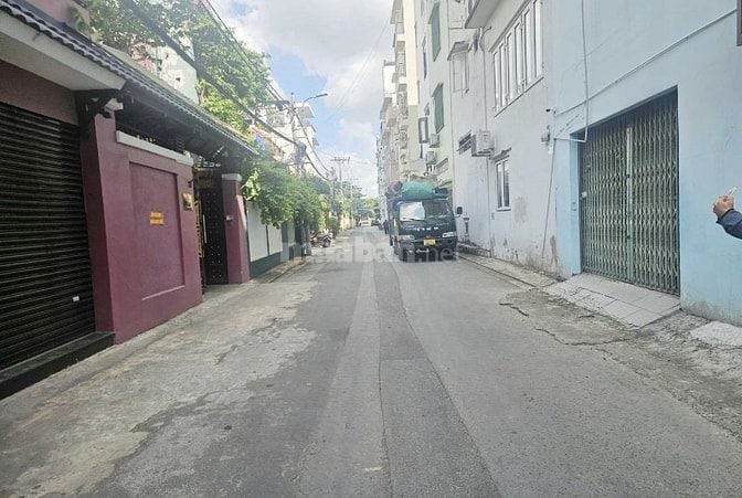 Bán CHDV ngang 9m mặt tiền đường số 1 sát Trần Não Q2 có HĐT 75tr/thg