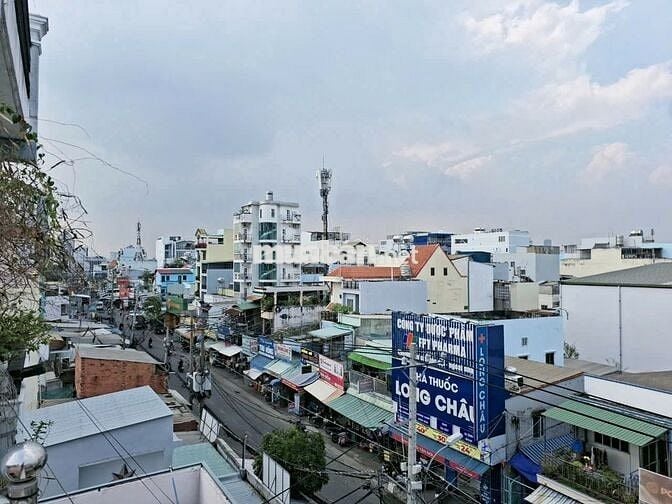 Cần Bán cực gấp Mặt phố Vip Bùi Văn Ba, Quận 7-180m2, mt 10m