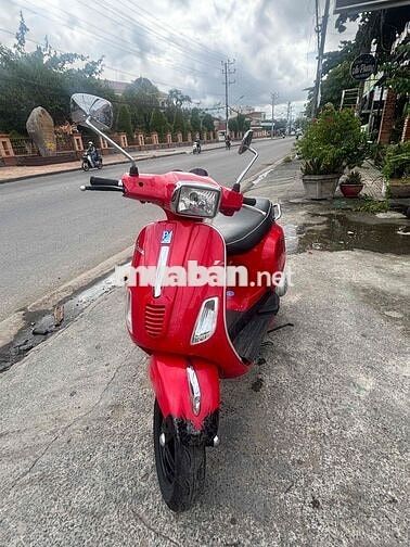 Piaggio Vespa 150 150cc màu Đỏ