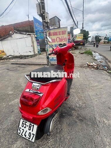 Piaggio Vespa 150 150cc màu Đỏ