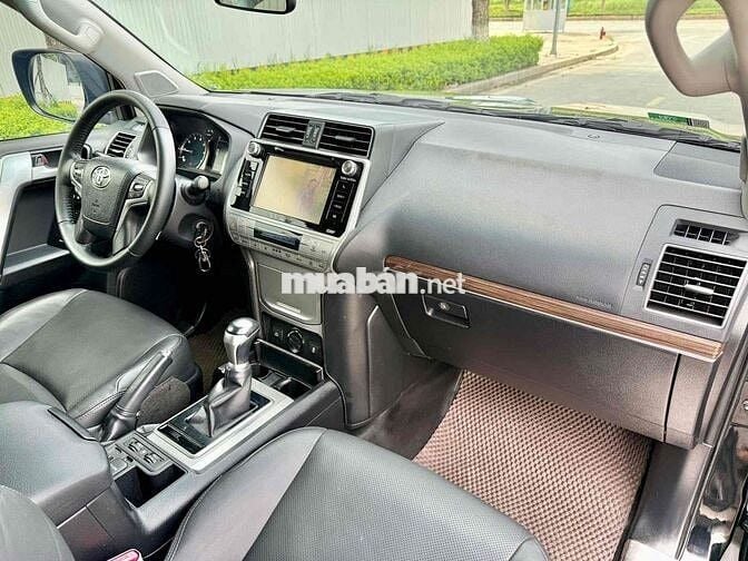 Siêu phẩm Toyota Prado 2.7VX 2018 đẹp xuâtd sắc