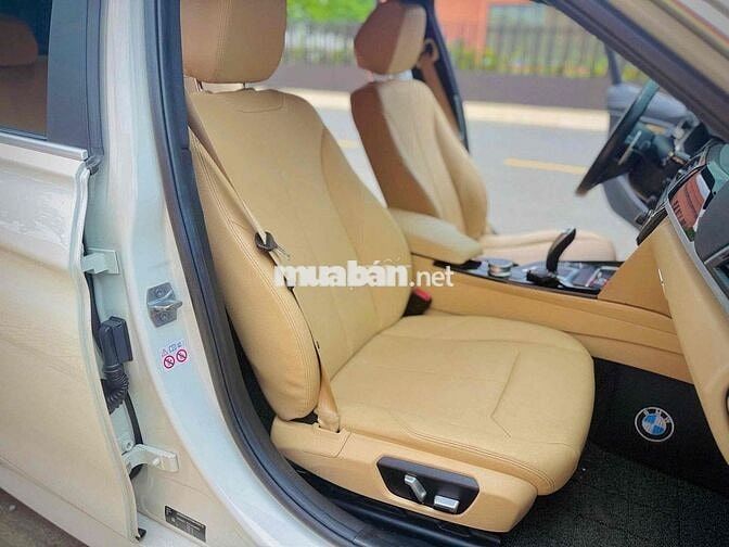 BMW 320i 2018 Trắng 50000 miles