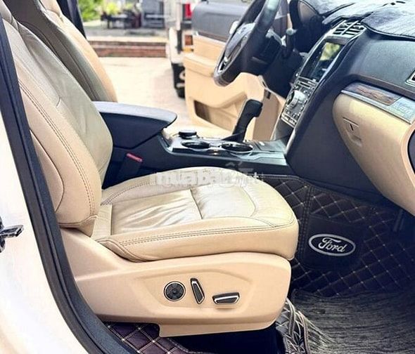 FORD EXPLORER 2017 XE NHẬP NHIỀU OPTION