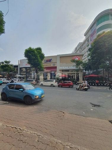 BÁN GẤP NHÀ 2 MẶT TIỀN TRƯỚC SAU CAO THẮNG, QUẬN 10