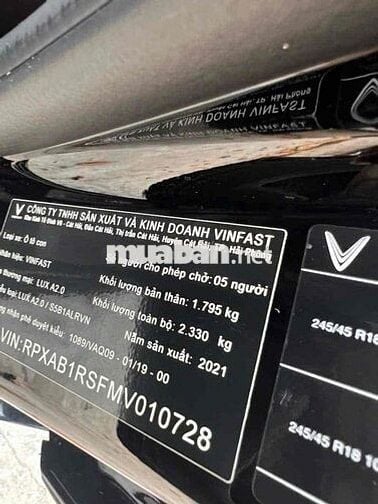 VinFast LuxA Base 2021 Đen zin 5,1v km siêu đẹp