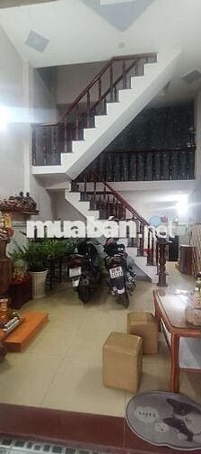 Nhà thuê 4/10Lầu suốt .3 pn Ấp 5 vĩnh lộc B bình chánh tphcm