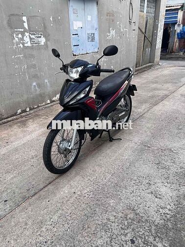 Cần bán 1 chiếc Honda Wave RSX Fi Đen