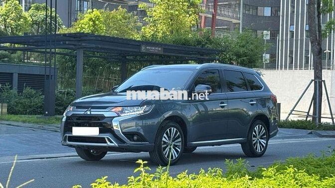 Mitsubishi Outlander CVT 2023 xe 7 chỗ cực chất