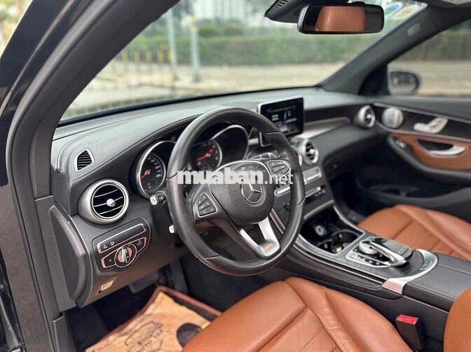Mercedes-Benz GLC 300 4matic 2018 Đen zin 6.4 vạn