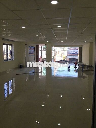 TÒA NHÀ 5 TẦNG - NGANG 7M NỞ HẬU MẶT TIỀN NÚI THÀNH KINH DOANH SẦM UẤT