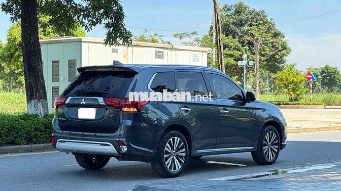 Mitsubishi Outlander CVT 2023 xe 7 chỗ cực chất