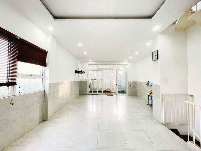 nhà 5x16 trệt 2 lầu 3pn hẻm xe tải 