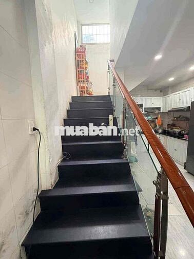 Bán nhà Nơ Trang Long,40m2, 2 Tầng, 2PN, hẻm thông tứ tung, TL