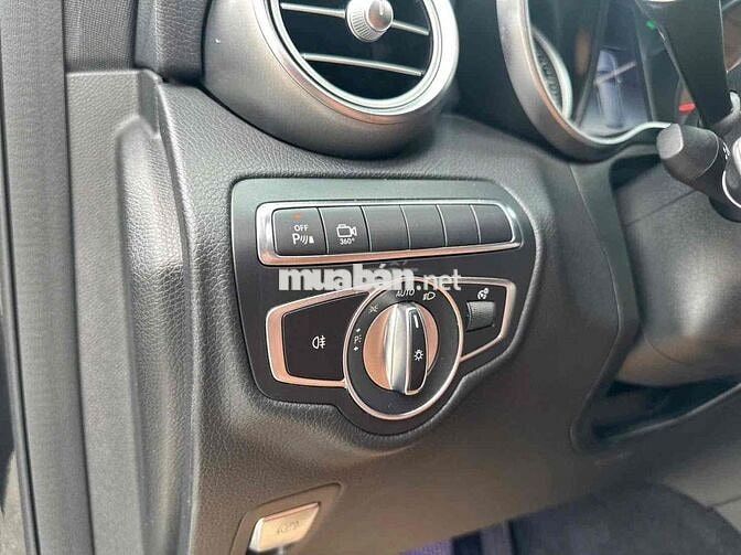 Mercedes-Benz GLC 300 4matic 2018 Đen zin 6.4 vạn
