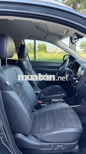 Mitsubishi Outlander CVT 2023 xe 7 chỗ cực chất