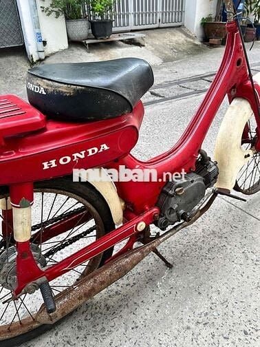 xe Cổ Pc 50cc , giá 2tr8 máy còn hơi , trưng bày