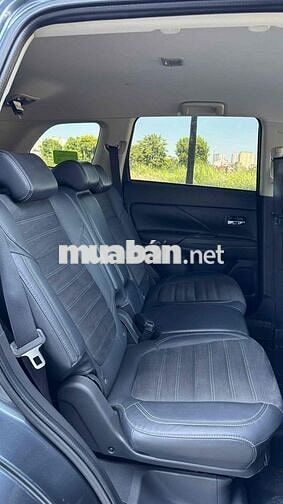Mitsubishi Outlander CVT 2023 xe 7 chỗ cực chất