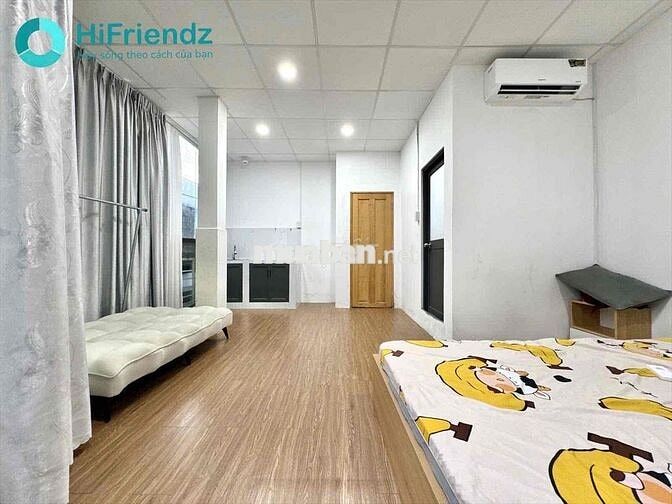 CHDV Ban Công - Full Nội Thất - Miễn Phí Xe Sát Cầu Nguyễn Văn Cừ