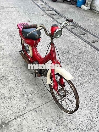 xe Cổ Pc 50cc , giá 2tr8 máy còn hơi , trưng bày