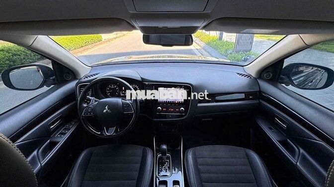 Mitsubishi Outlander CVT 2023 xe 7 chỗ cực chất