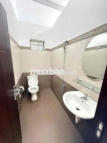 271 CHO THUÊ NHÀ 2 TẦNG FULL NỘI THẤT – 2PN KHÉP KÍN