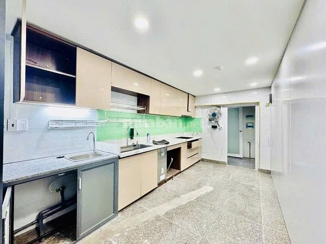 Nhà đẹp 3lầu hẻm 5m Trần Bá Giao ngang 6m 120m2 9PN Khoán 30tr 13.8 tỷ