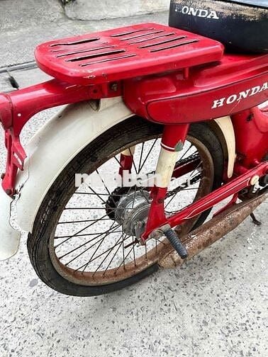 xe Cổ Pc 50cc , giá 2tr8 máy còn hơi , trưng bày