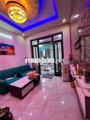 Cho thuê nhà 3 tầng kiệt Bế Văn Đàn 3 P/ngủ,3wc Full nội thất